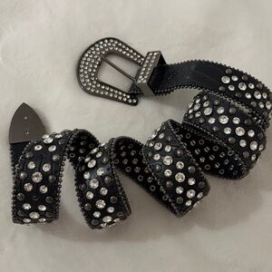 Fashion Nova, Ladies Black, Silver & Crystal Embellished Women's Belt. NEW